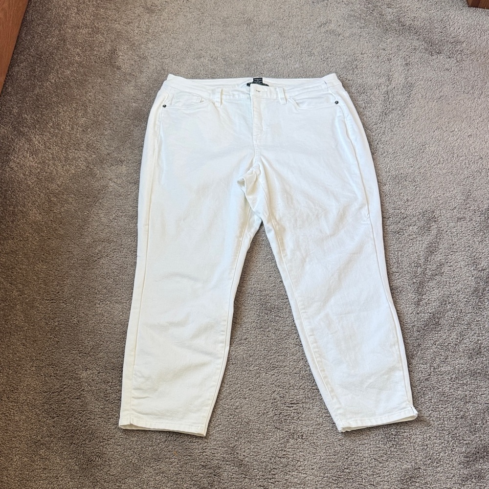 Lane Bryant White Straight Leg Stretch Denim Jeans Plus SIZE 16